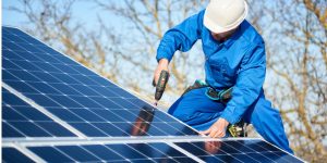 Installation Maintenance Panneaux Solaires Photovoltaïques à Languevoisin-Quiquery